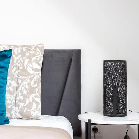 Deluxe Quentin 3bedrm, 2bathrm 公寓