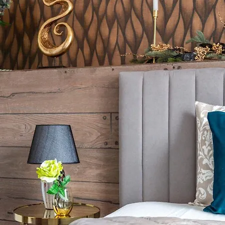 Deluxe Quentin 3bedrm, 2bathrm Apartment