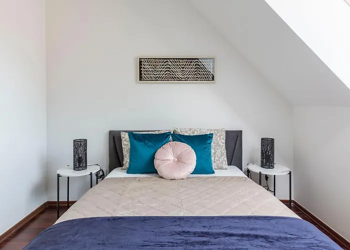 Deluxe Quentin 3bedrm, 2bathrm * Budapeşte