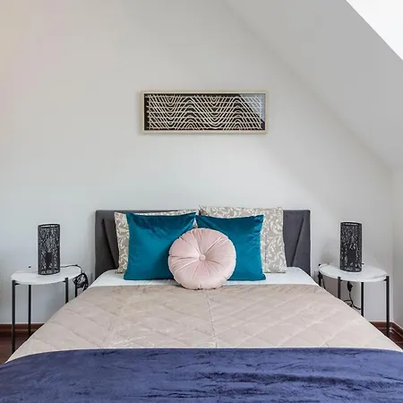 Deluxe Quentin 3bedrm, 2bathrm * Budapest